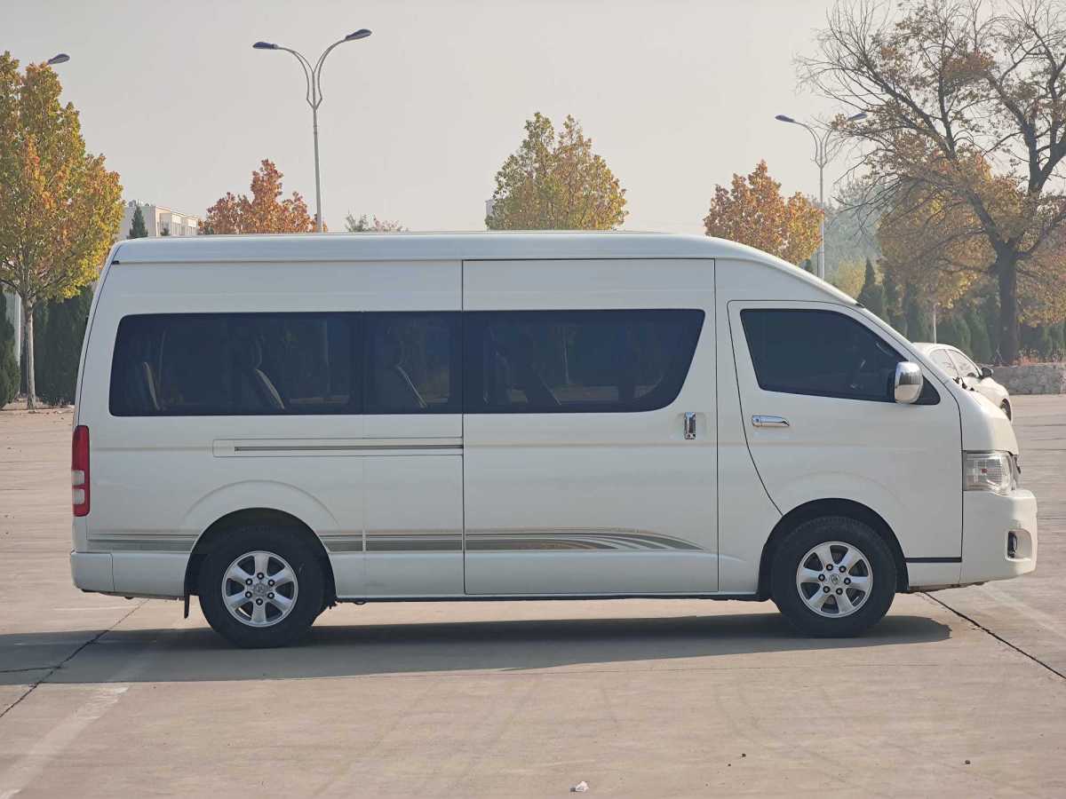 豐田 HIACE  2011款 2.7L自動(dòng)標(biāo)準(zhǔn)版13座圖片