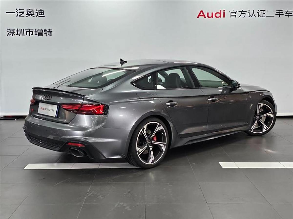 2023年5月奧迪 奧迪RS 5  2023款 RS 5 2.9T Sportback 黑曜版