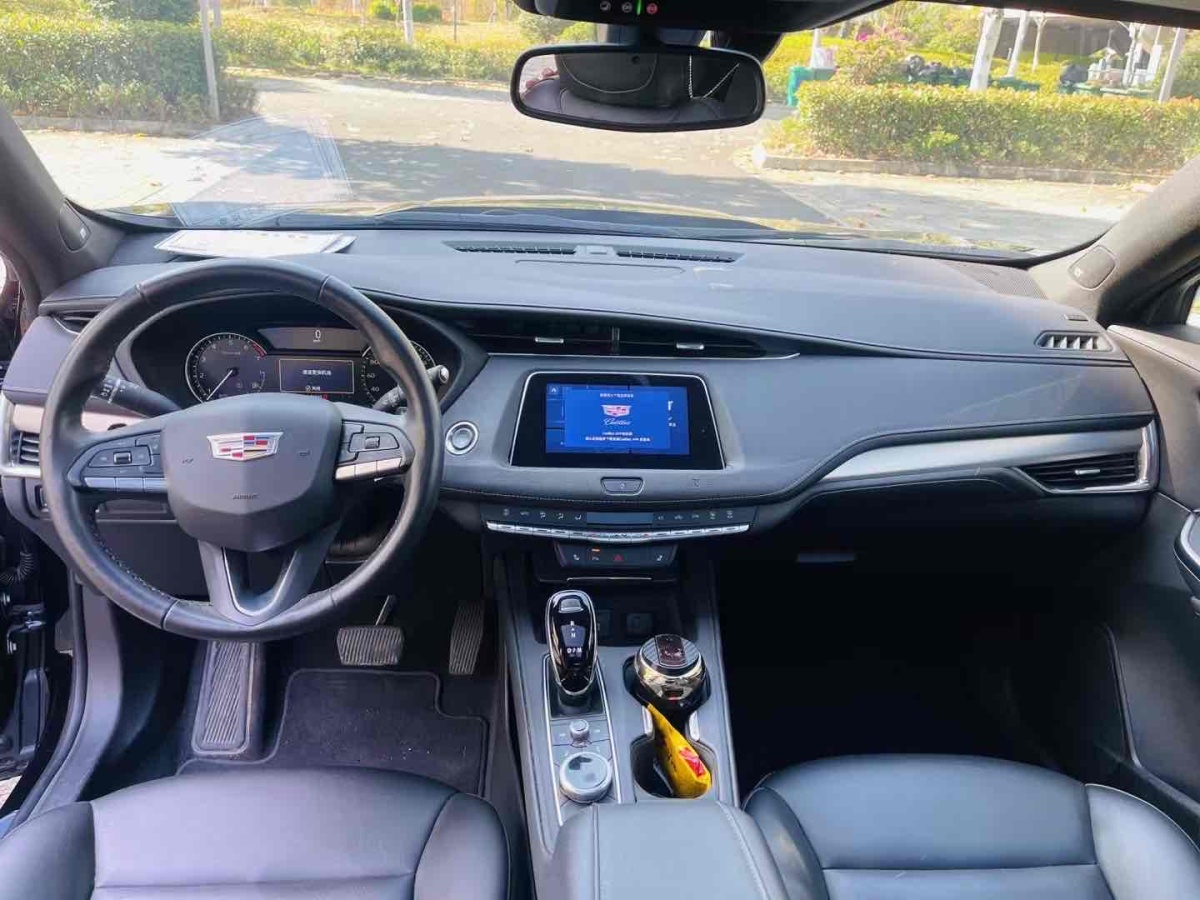 凱迪拉克 XT4  2021款 28T 兩驅(qū)領(lǐng)先型圖片