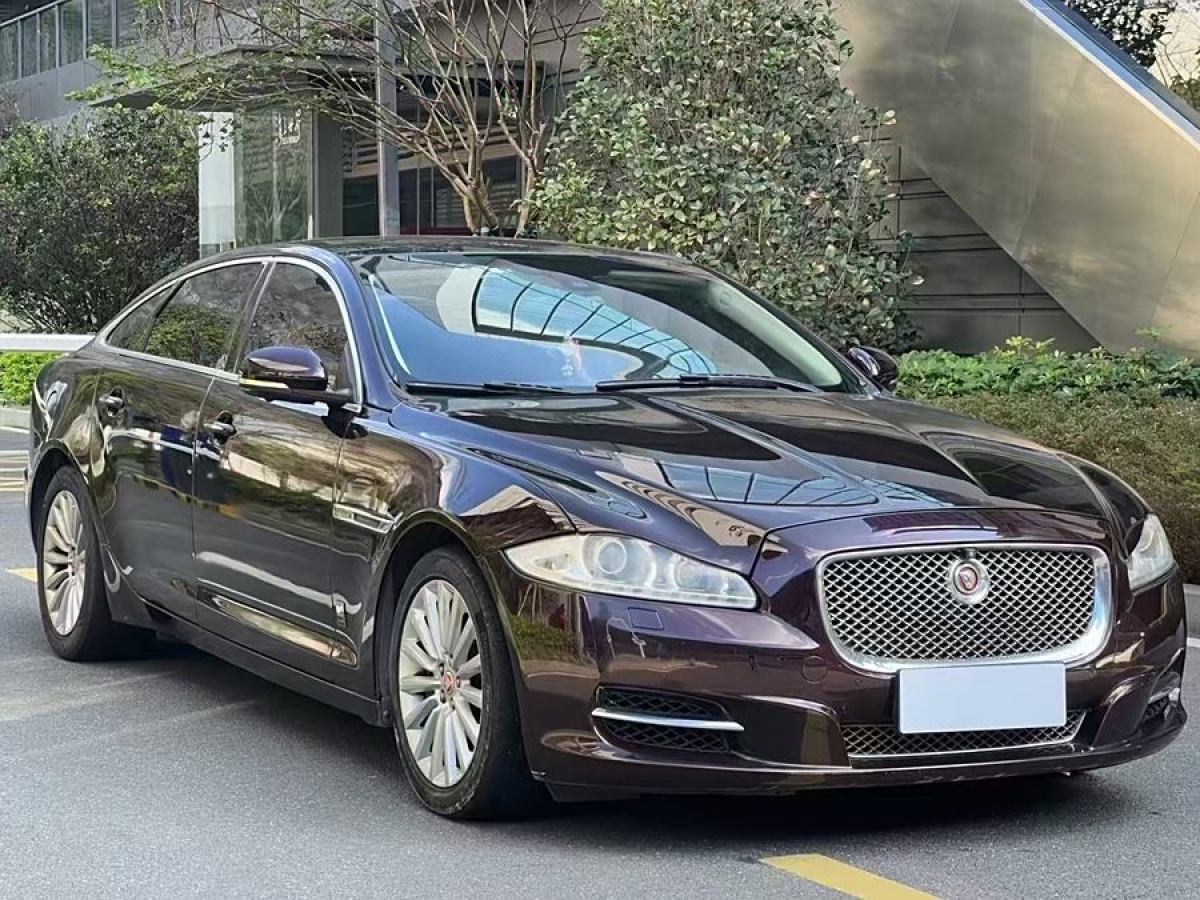 捷豹 XJ  2015款 XJL 2.0T 兩驅(qū)典雅商務(wù)版圖片