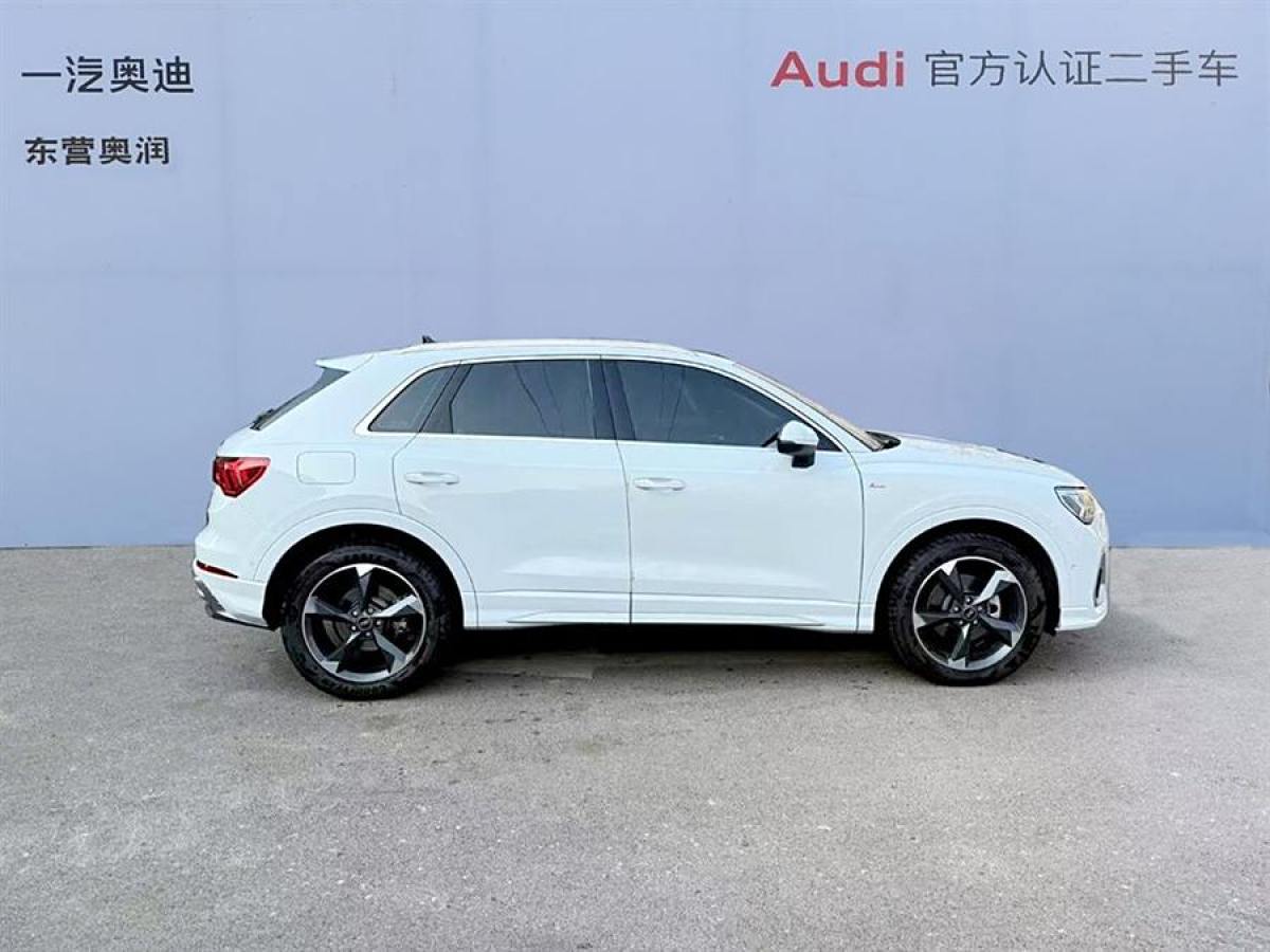 奧迪 奧迪Q3  2023款 35 TFSI 時(shí)尚動(dòng)感型（1.5T）圖片