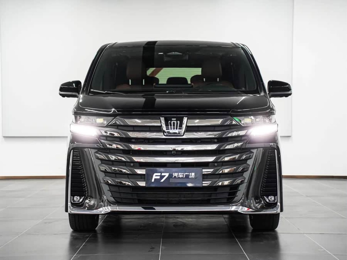 豐田 威爾法  2024款 皇冠 雙擎 2.5L 至尊版圖片