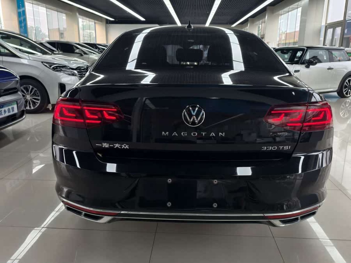 大眾 邁騰  2023款 200萬輛紀(jì)念版 330TSI DSG豪華型圖片