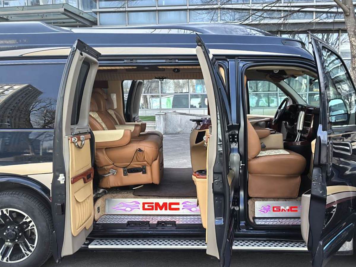 GMC SAVANA  2013款 5.3L 領(lǐng)袖版圖片