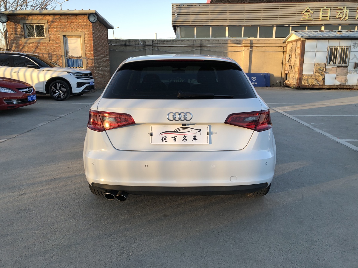 奧迪 奧迪A3  2016款 Sportback 35 TFSI 領(lǐng)英型圖片