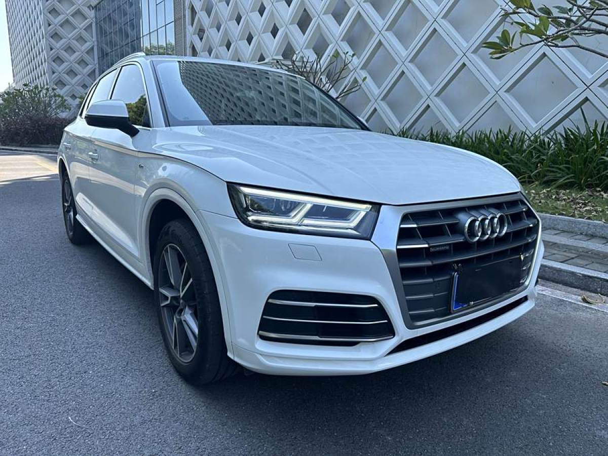 2019年8月奧迪 奧迪Q5L  2018款  40 TFSI 榮享時尚型 國VI