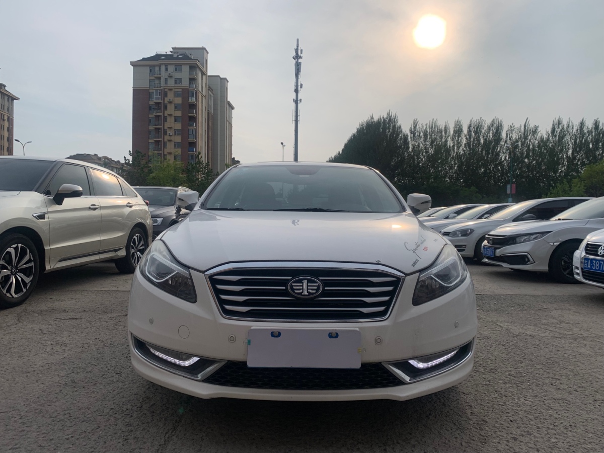 奔騰 b70 2016款 2.0l 自動豪華型圖片