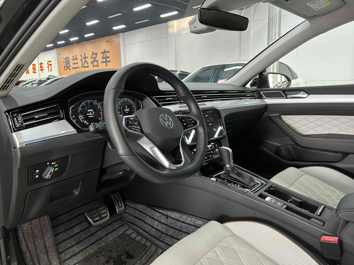 大眾 邁騰  2023款 200萬輛紀(jì)念版 330TSI DSG豪華型圖片