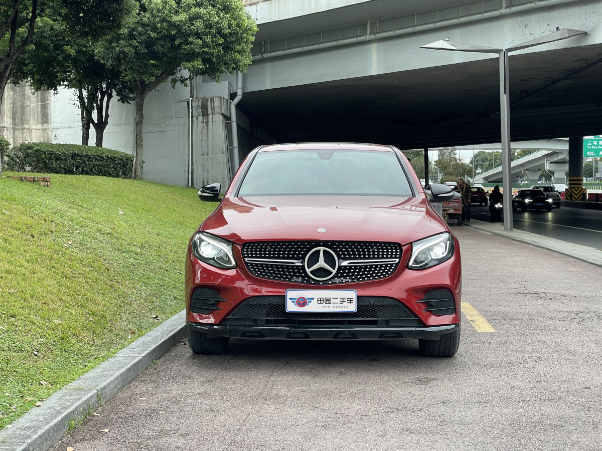 奔馳 奔馳GLC  2023款 GLC 300 4MATIC 轎跑SUV圖片