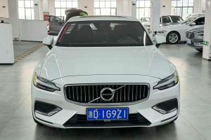 S60L 沃尔沃 T3 智行豪华版