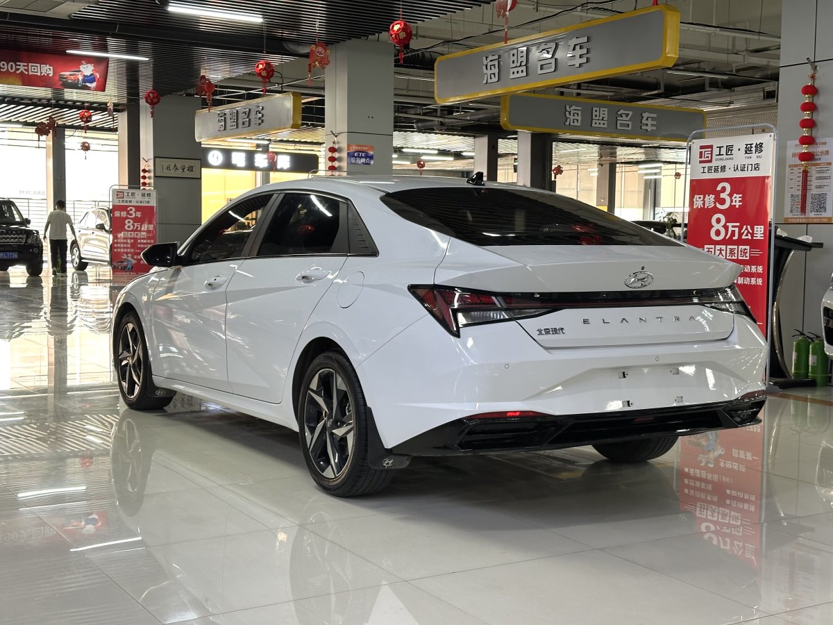 現(xiàn)代 伊蘭特  2022款 1.5L CVT LUX尊貴版圖片
