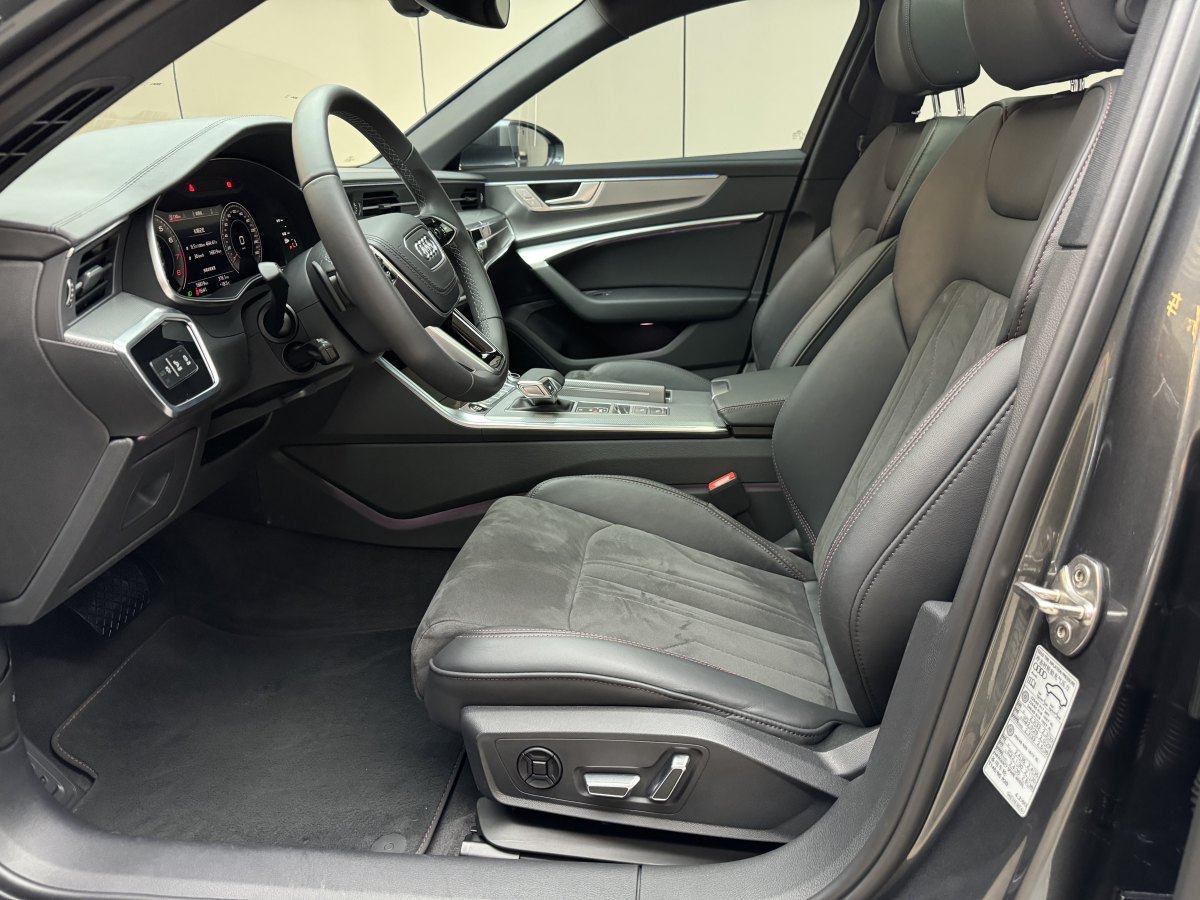 奧迪 奧迪A6L  2024款 45 TFSI 臻選動感型圖片