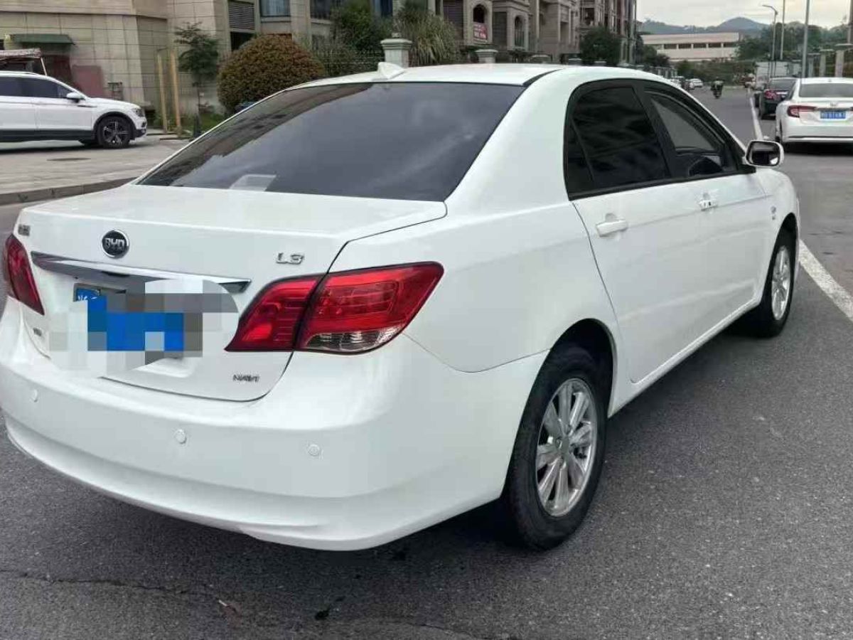 比亞迪 F0  2012款 1.0L 鉉酷型圖片