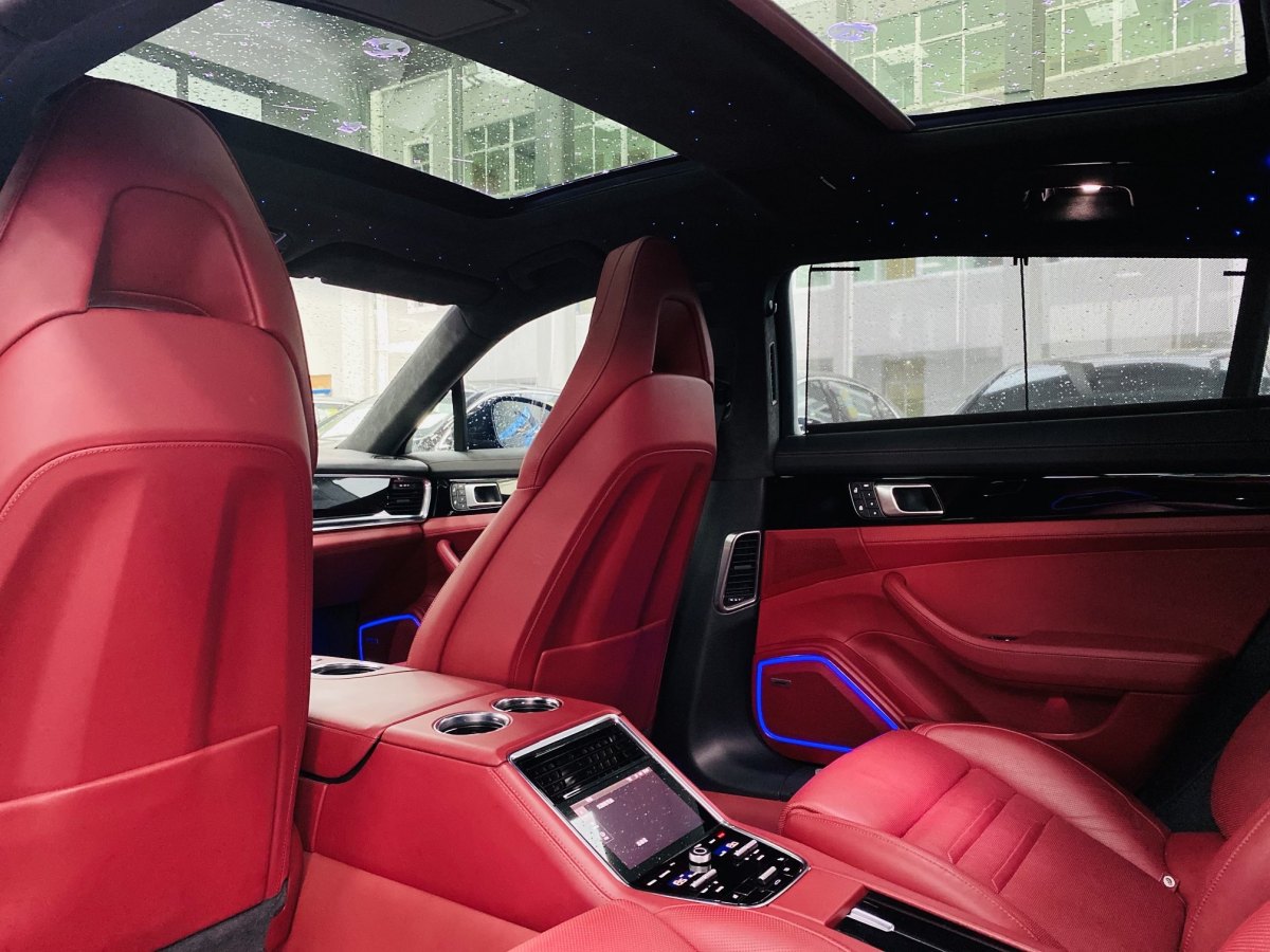 2022年7月保時(shí)捷 Panamera  2022款 Panamera 行政加長(zhǎng)版 2.9T