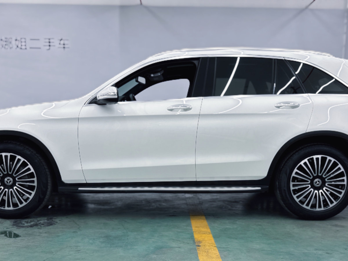 奔馳 奔馳GLC  2018款 改款 GLC 260 4MATIC 動感型圖片