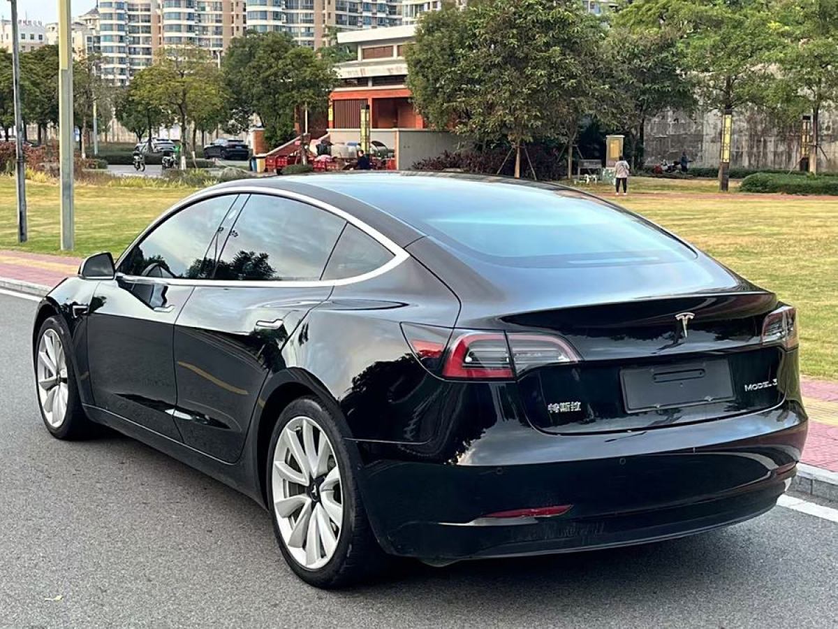 特斯拉 Model 3  2020款 改款 標準續(xù)航后驅(qū)升級版圖片