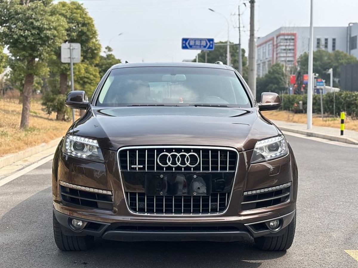 奧迪 奧迪Q7  2014款 35 TFSI 進(jìn)取型圖片