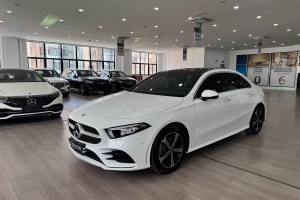 奔馳A級(jí) 奔馳 A 200 L 時(shí)尚型