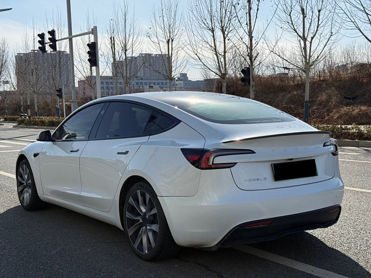 特斯拉 Model Y  2022款 改款 后輪驅(qū)動版圖片