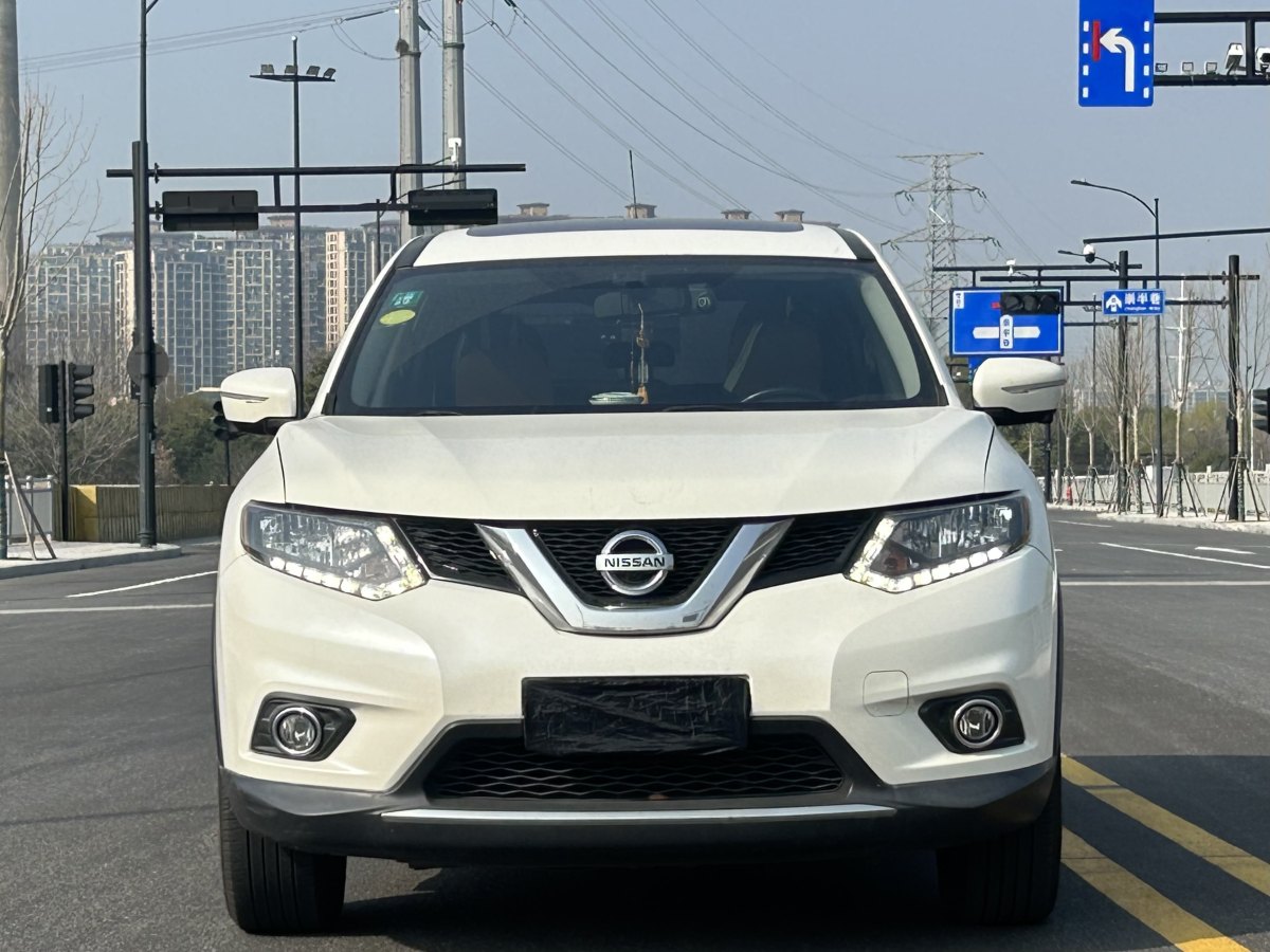 日產(chǎn) 奇駿  2014款 2.0L CVT舒適版 2WD圖片