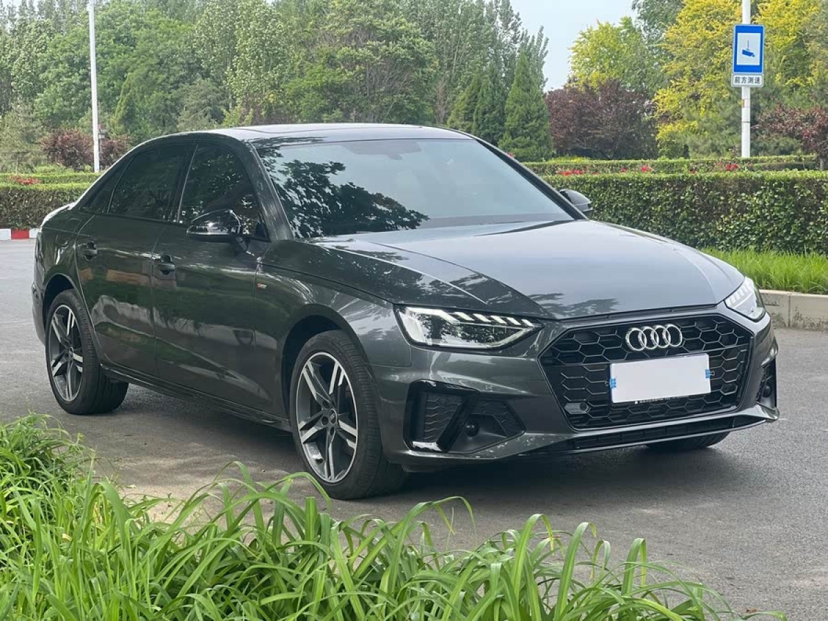 奧迪 奧迪A4L  2022款 40 TFSI 豪華動感型圖片