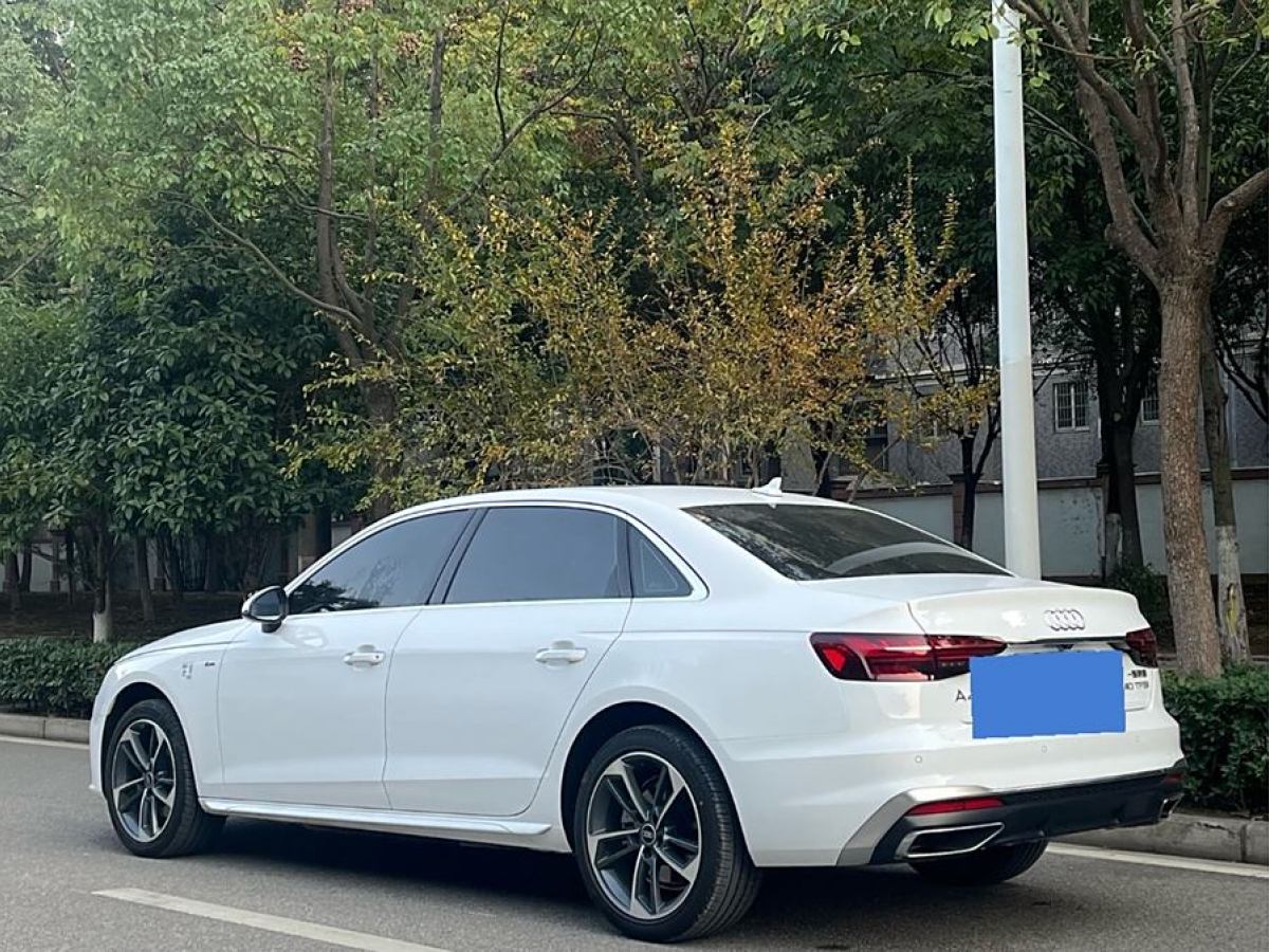 奧迪 奧迪A4L  2022款 40 TFSI 豪華動感型圖片