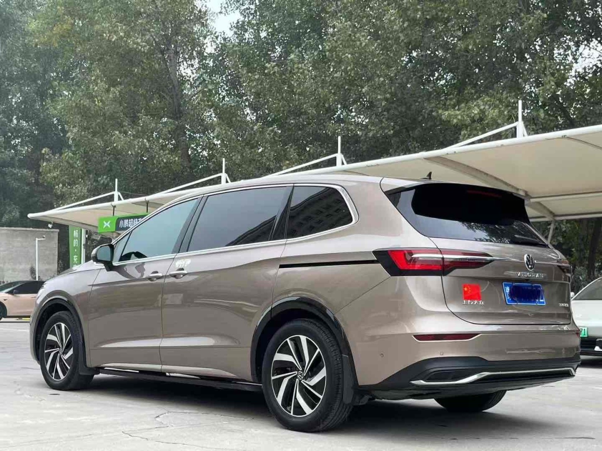 大眾 威然  2023款 改款 330TSI 豪華版圖片