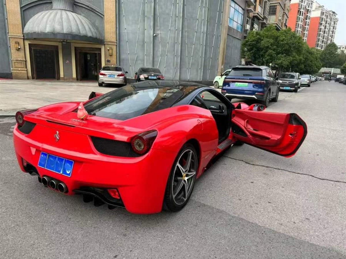 法拉利 458  2011款 4.5L Italia圖片