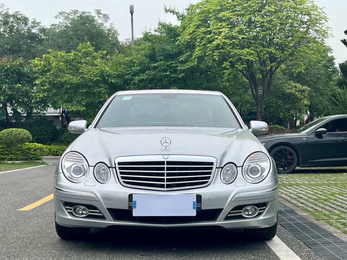 奔馳 奔馳E級  2008款 E 230 時(shí)尚型圖片