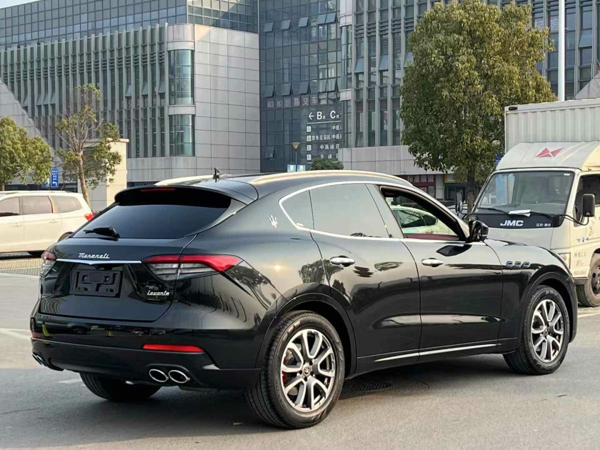 瑪莎拉蒂 Levante  2023款 2.0T GT圖片