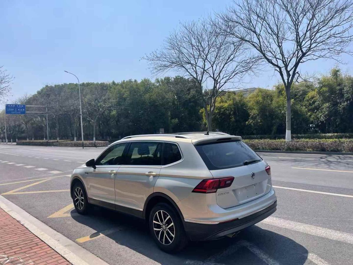 大眾 途觀  2018款 L 330TSI DSG兩驅(qū)旗艦版圖片