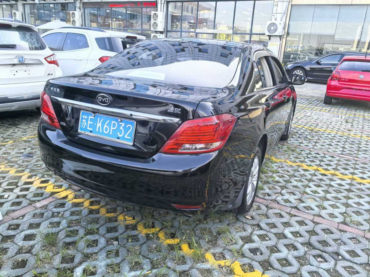 2013年10月比亞迪 L3  2012款 1.5L 手動尊貴型