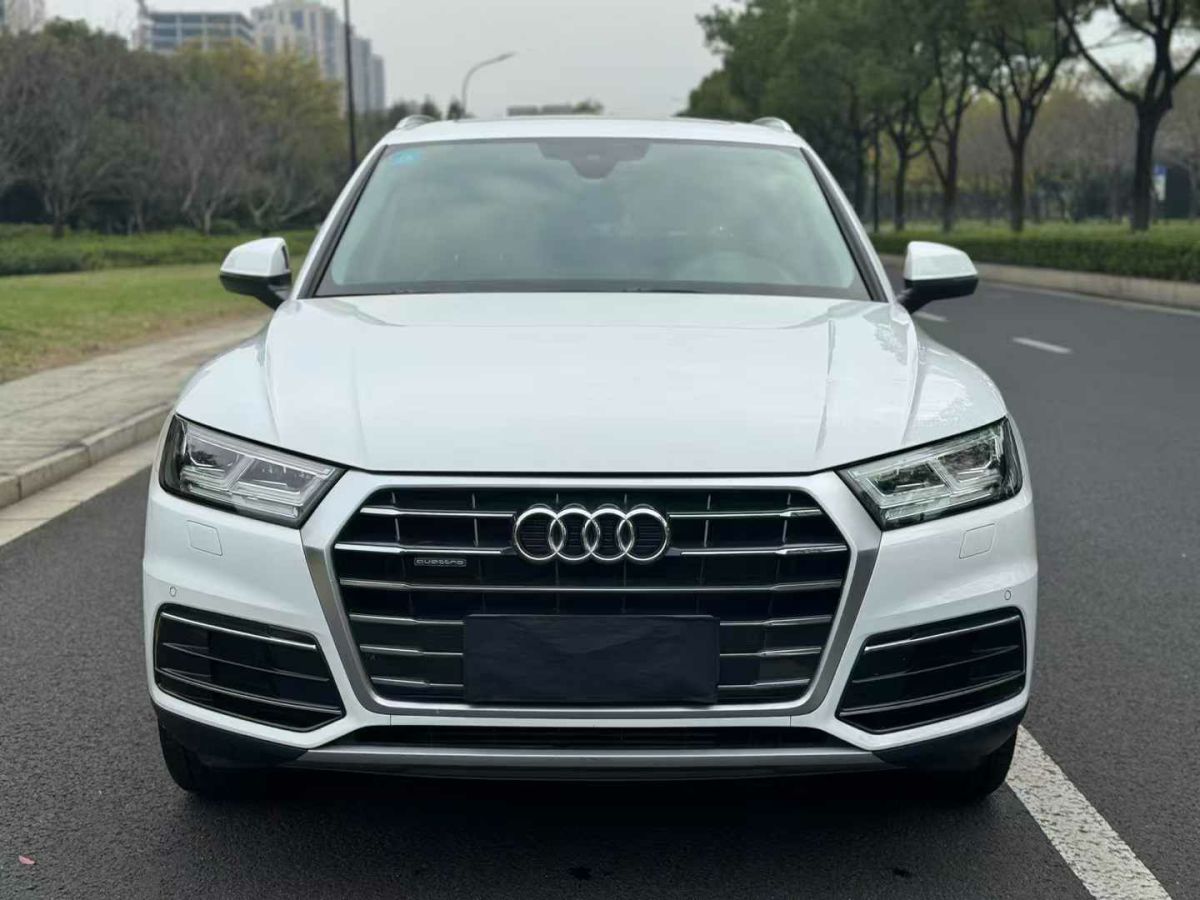 奧迪 奧迪Q3  2019款  35 TFSI 時尚動感型圖片