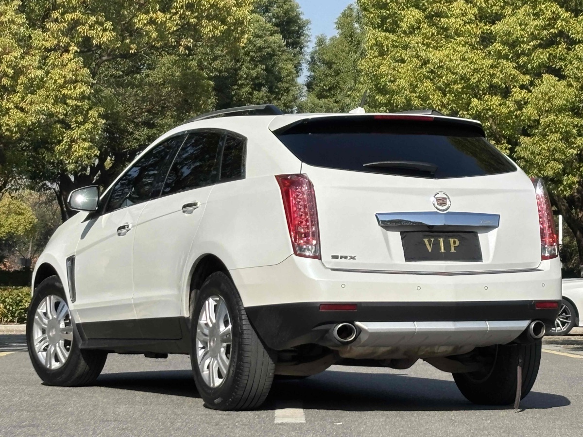 凱迪拉克 SRX  2015款 3.0L 精英型圖片