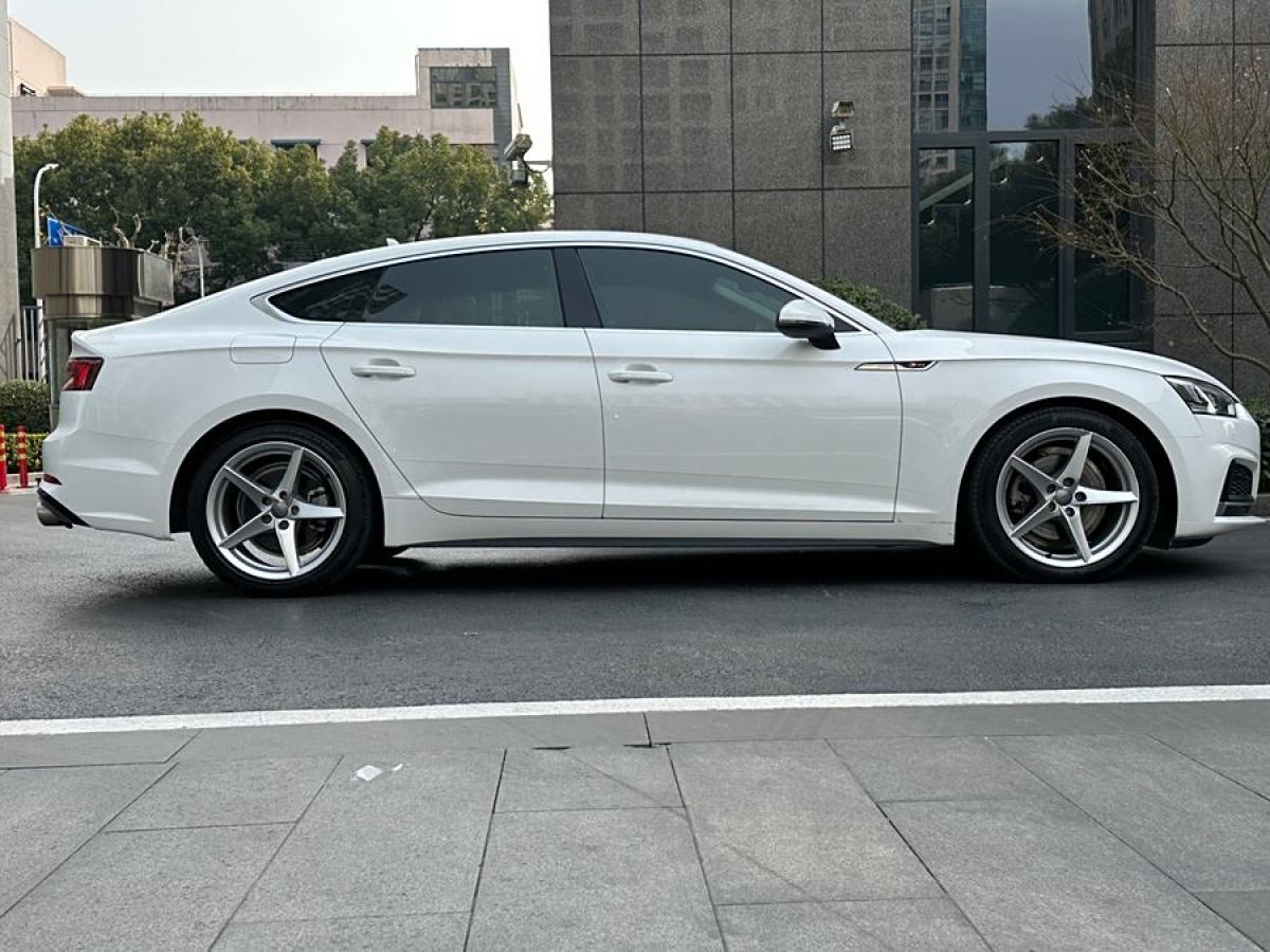 奧迪 奧迪A5  2019款 Sportback 40 TFSI 時(shí)尚型圖片