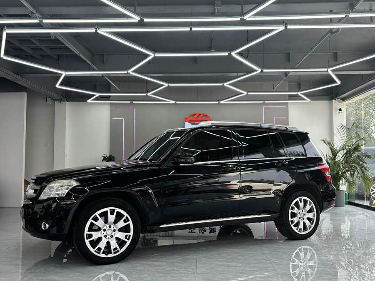 2011年11月奔馳 奔馳GLK級  2011款 GLK 300 4MATIC 時(shí)尚型