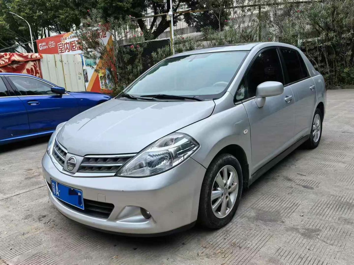 日產(chǎn) 頤達(dá)  2009款 1.6L 自動(dòng)科技版圖片