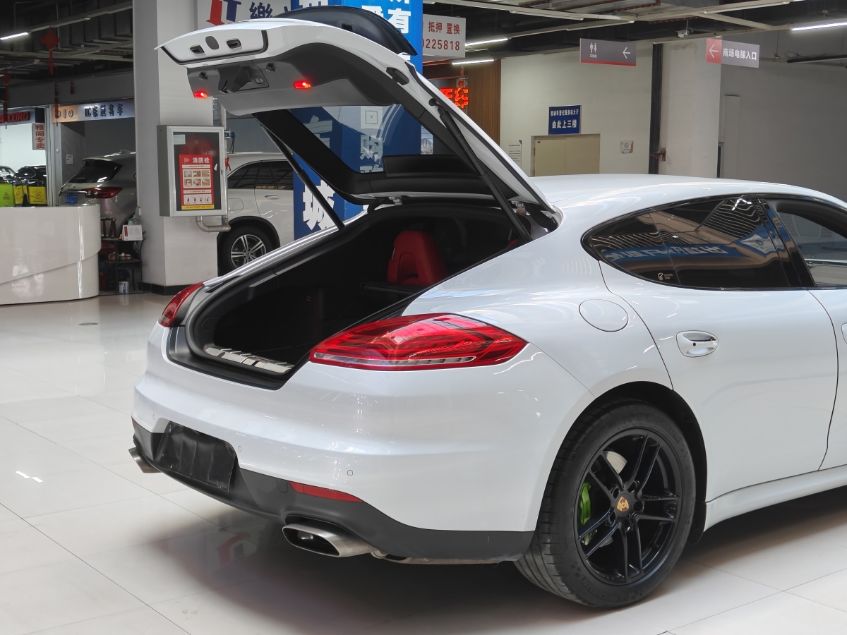 保時(shí)捷 Panamera  2014款 Panamera 4 Executive 3.0T圖片