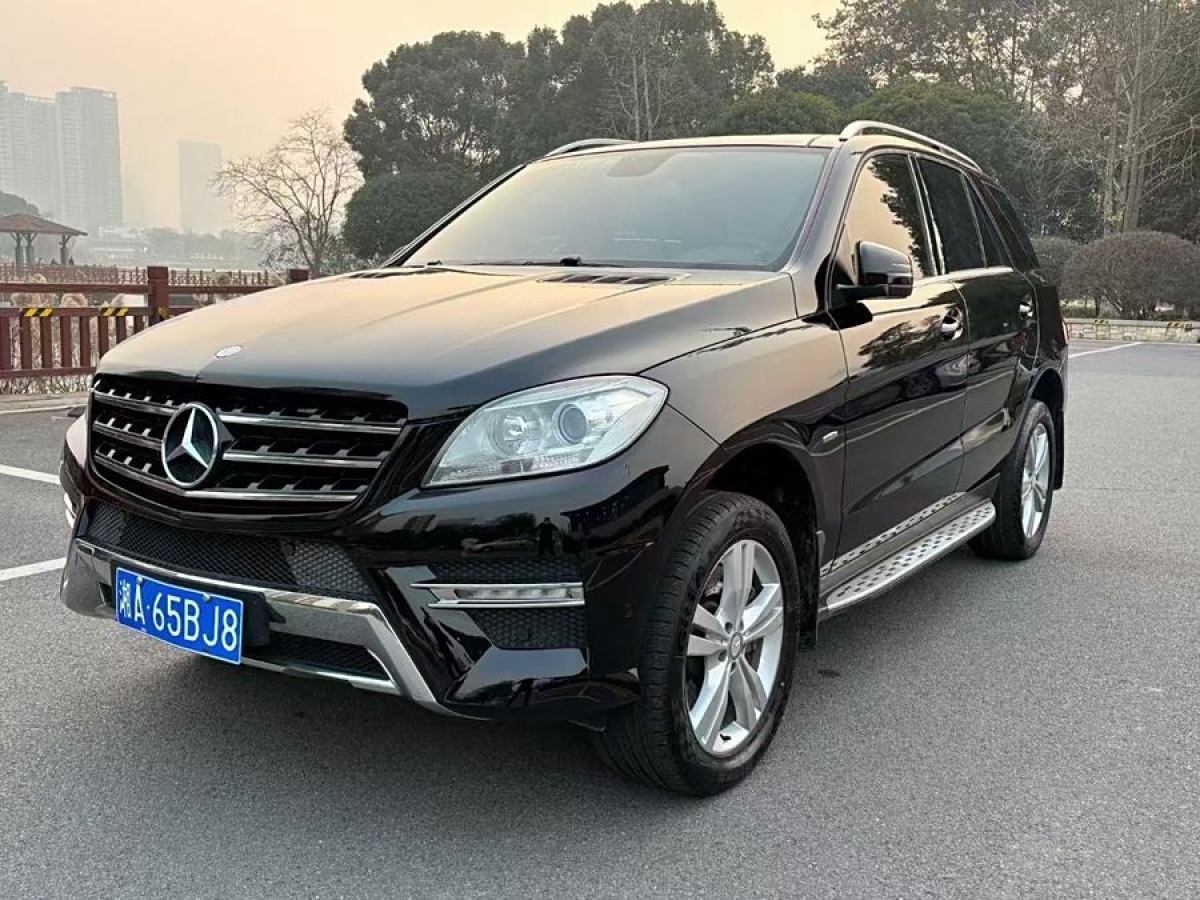 2014年10月奔馳 奔馳M級  2014款 ML 320 4MATIC