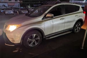 RAV4榮放 豐田 2.0L CVT兩驅(qū)智尚版