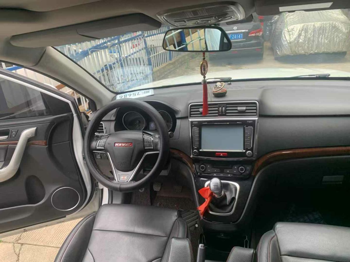 哈弗 H6  2015款 1.5T 手動四驅尊貴型圖片