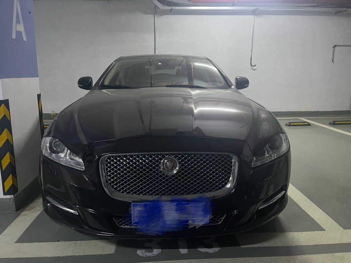 捷豹 XJ  2015款 XJL 2.0T 兩驅(qū)典雅商務(wù)版圖片