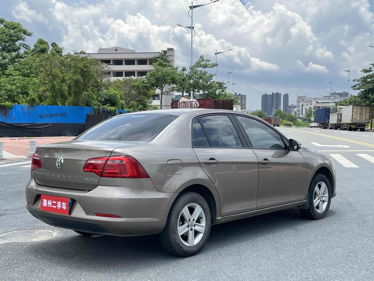 大眾 寶來  2013款 1.6L 自動(dòng)時(shí)尚型圖片