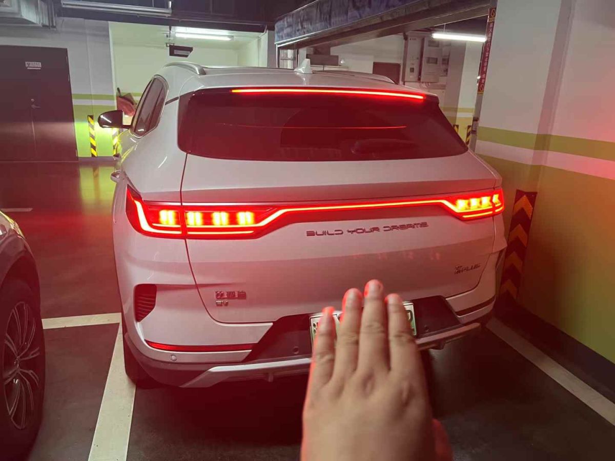 比亞迪 宋MAX新能源  2022款 DM-i 105KM 尊榮型圖片