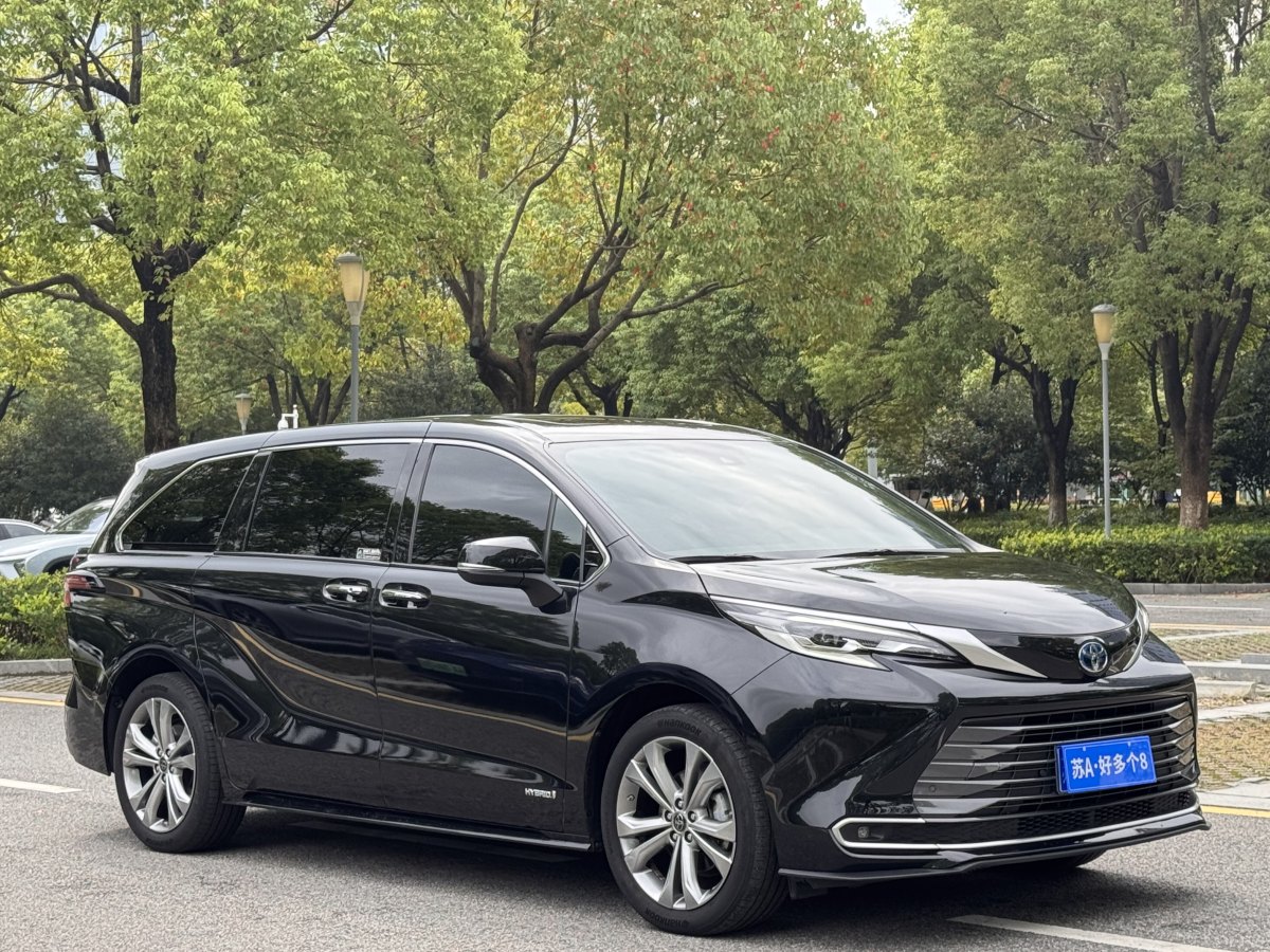 丰田 赛那SIENNA  2023款 2.5L混动 尊贵版图片