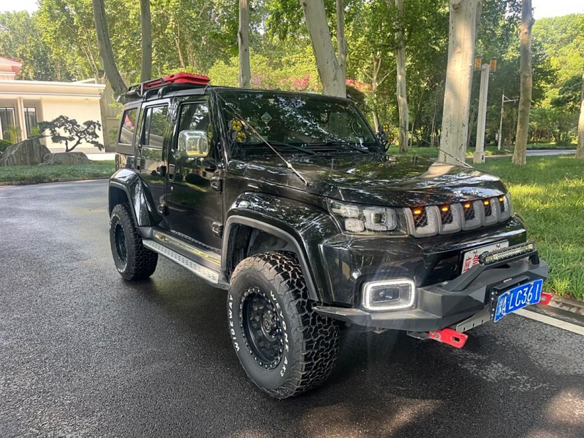 北京 BJ40  2019款  PLUS 2.3T 自动四驱尊享版 国VI图片