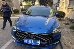 ?？怂?福特 三廂 EcoBoost 180 自動鋒潮型