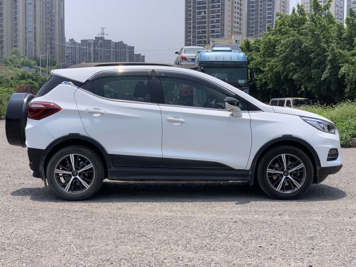 比亞迪 元新能源  2018款 EV360 智聯(lián)創(chuàng)酷型圖片