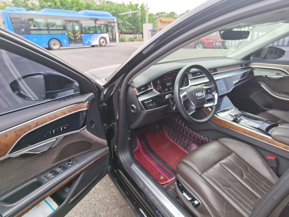 奧迪 奧迪A8  2019款 A8L 50 TFSI quattro 豪華型圖片