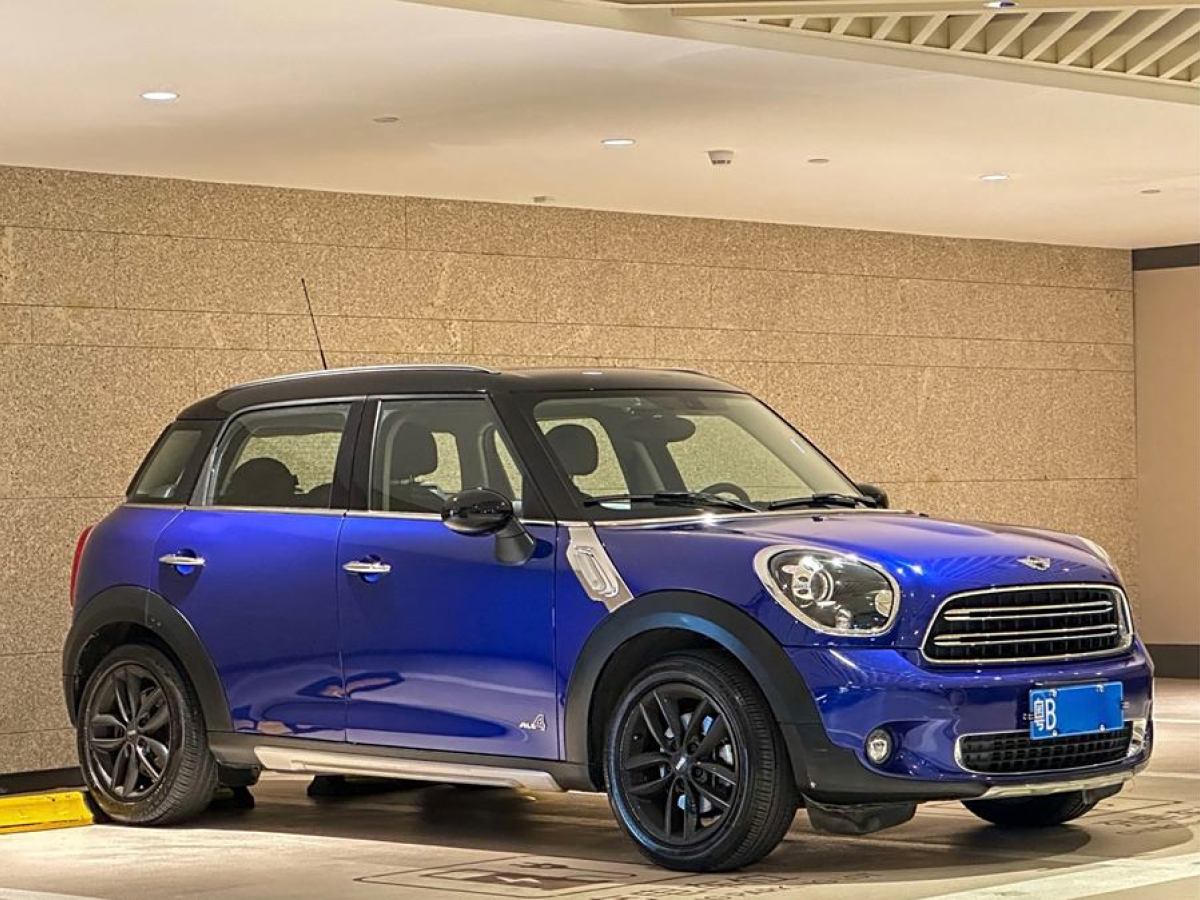 2016年5月MINI COUNTRYMAN  2016款 1.6T COOPER S ALL4 裝備控